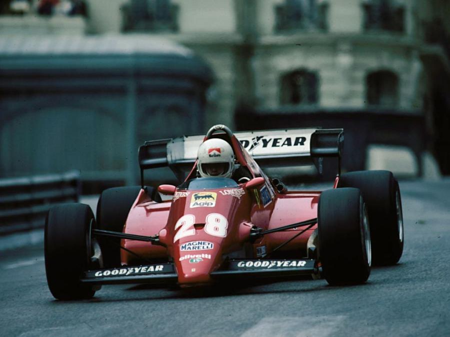  Ferrari 126 C2B 1983 года  (фото 5 из 6)